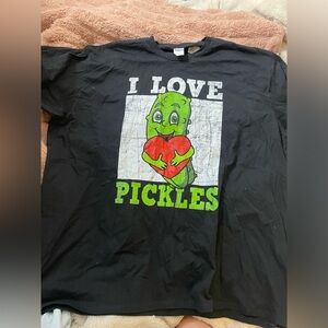 EUC I Love Pickles Plus Size Short Sleeved T-Shirt